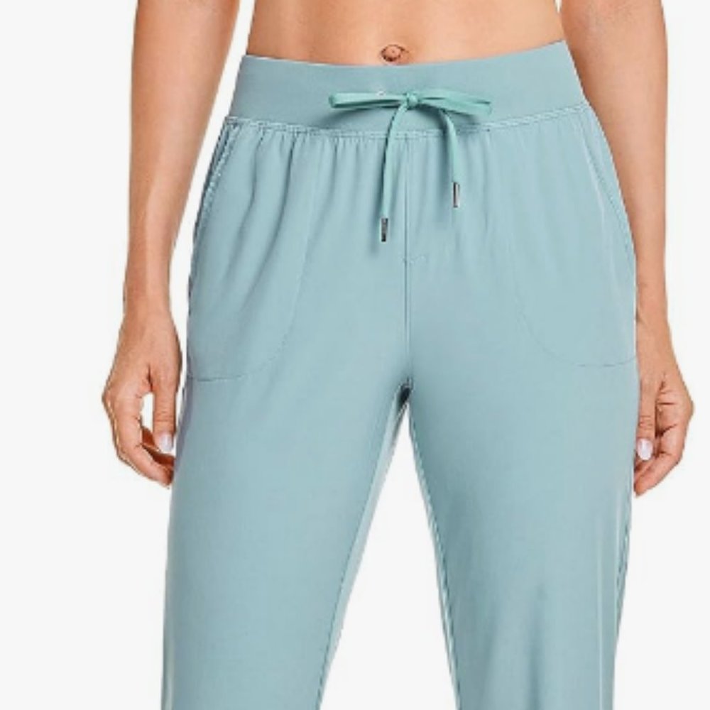 CRZ YOGA Women's Lightweight Workout Joggers - M (8-10)